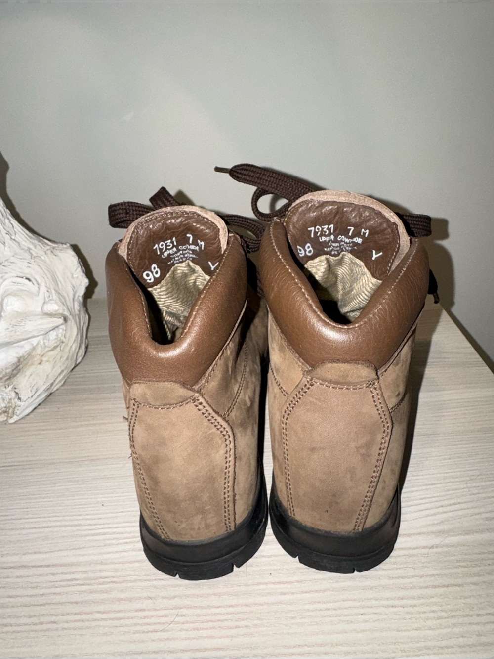 Vasque Brown Lace-Up Cowhide Leather Hiking Boots womens size 7 - Picture 4 of 7
